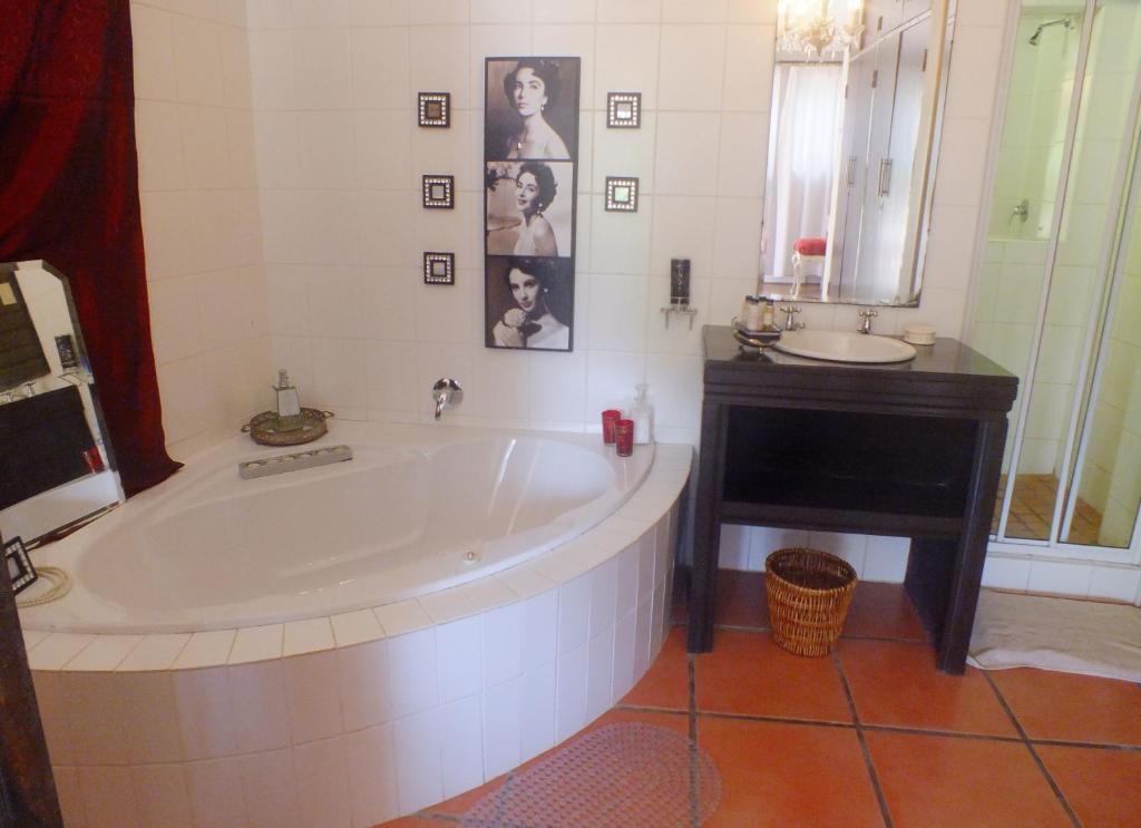 A Whale Of A View Bed & Breakfast Plettenberg Bay Quarto foto